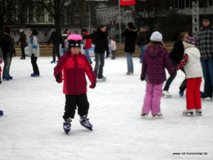 03 - Eislaufen Bürgergarten Hameln -12.Februar 2012